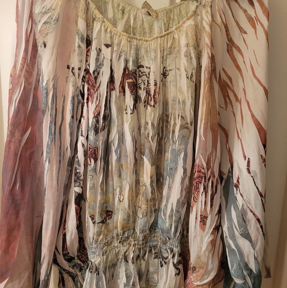 Women's blouse